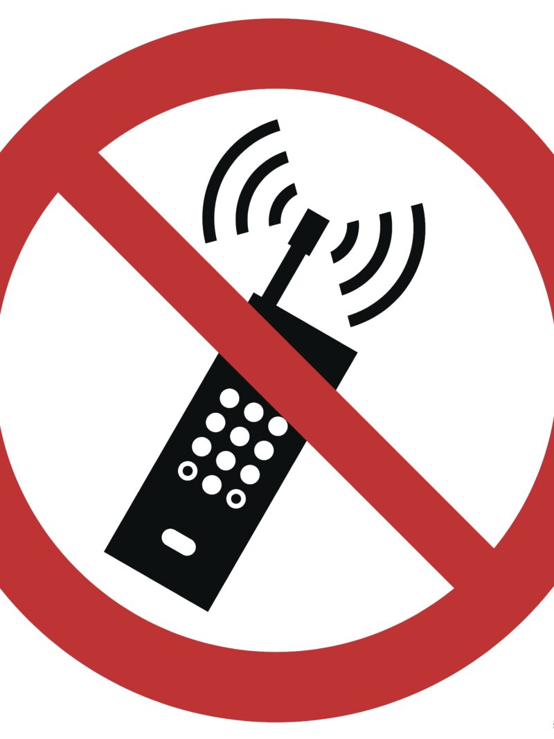 GA013 Zakaz używania telefonów komórkowych -  12 naklejek