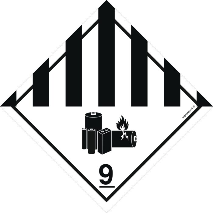 MB018 Różne materiały i przedmioty niebezpieczne - 48 naklejek